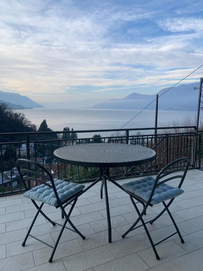 Casa Colmegna Mit Traumhaften See- Und Bergblick Luino Dış mekan fotoğraf