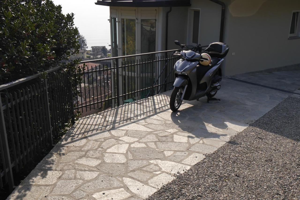 Casa Colmegna Mit Traumhaften See- Und Bergblick Luino Dış mekan fotoğraf