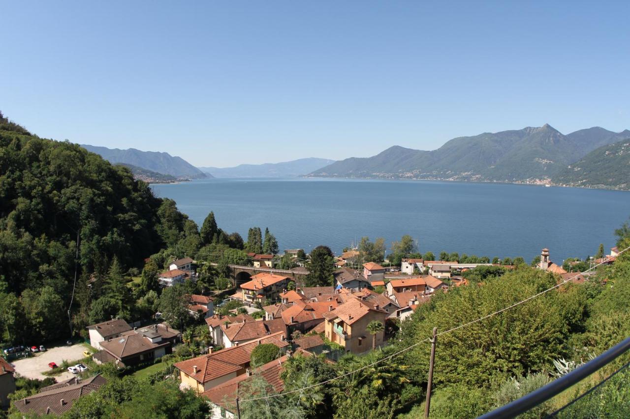 Casa Colmegna Mit Traumhaften See- Und Bergblick Luino Dış mekan fotoğraf