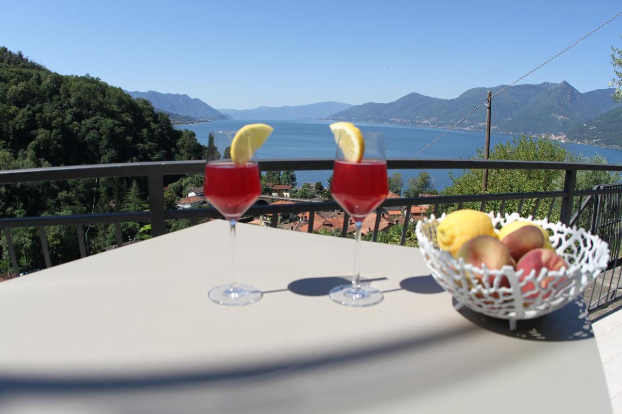 Casa Colmegna Mit Traumhaften See- Und Bergblick Luino Dış mekan fotoğraf