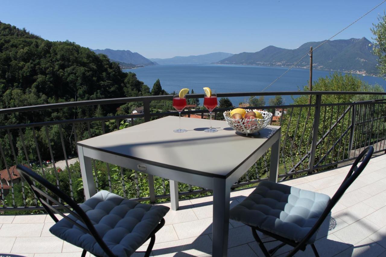 Casa Colmegna Mit Traumhaften See- Und Bergblick Luino Dış mekan fotoğraf